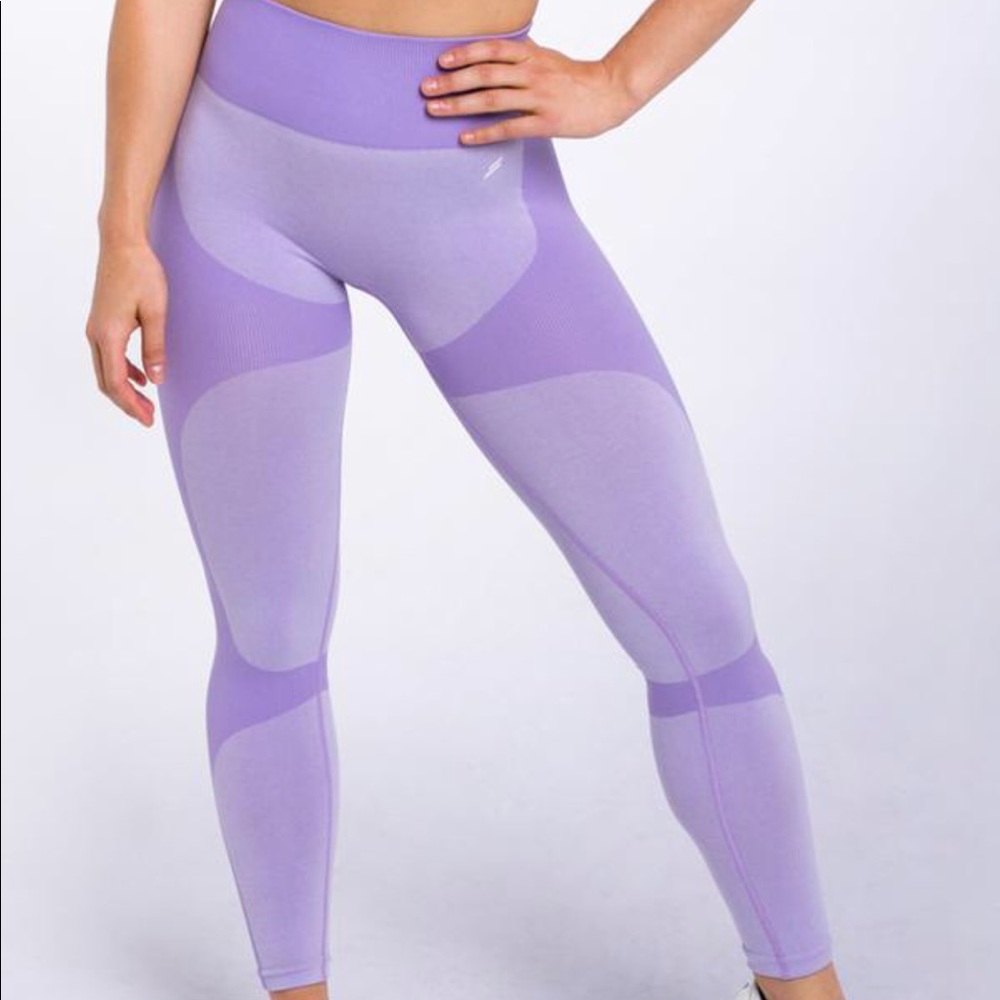 DOYOUEVEN SEAMLESS LEGGINGS - LAVENDER, SIZE M